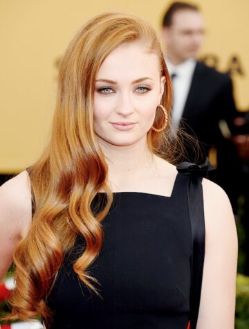 Sophieturnernews Sophie Turner Attends Tnts