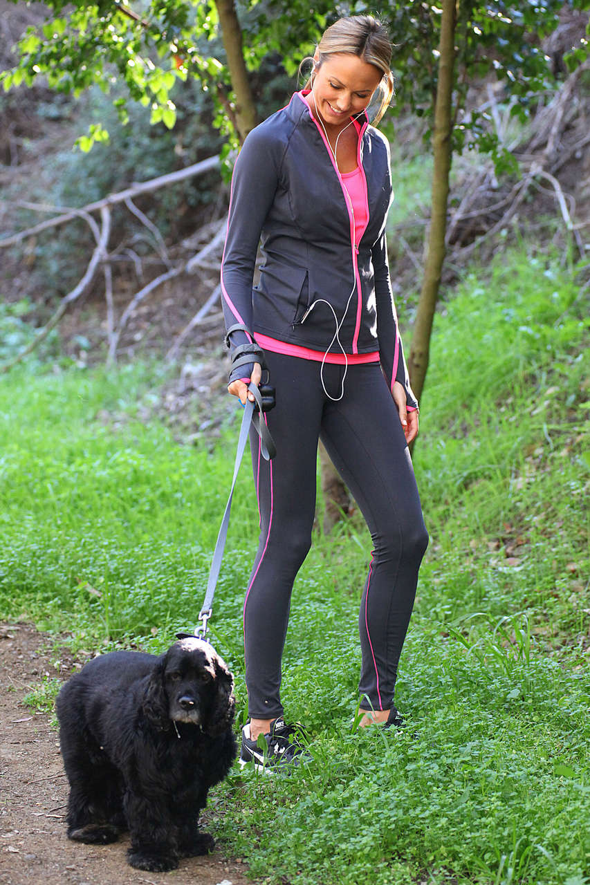 Stacy Kiebler Take Dog Walking Fryman Canyon