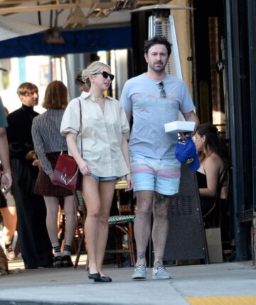 Stassi Schroeder Beau Clark Out For Lunch Figaro Bistro Los Angeles