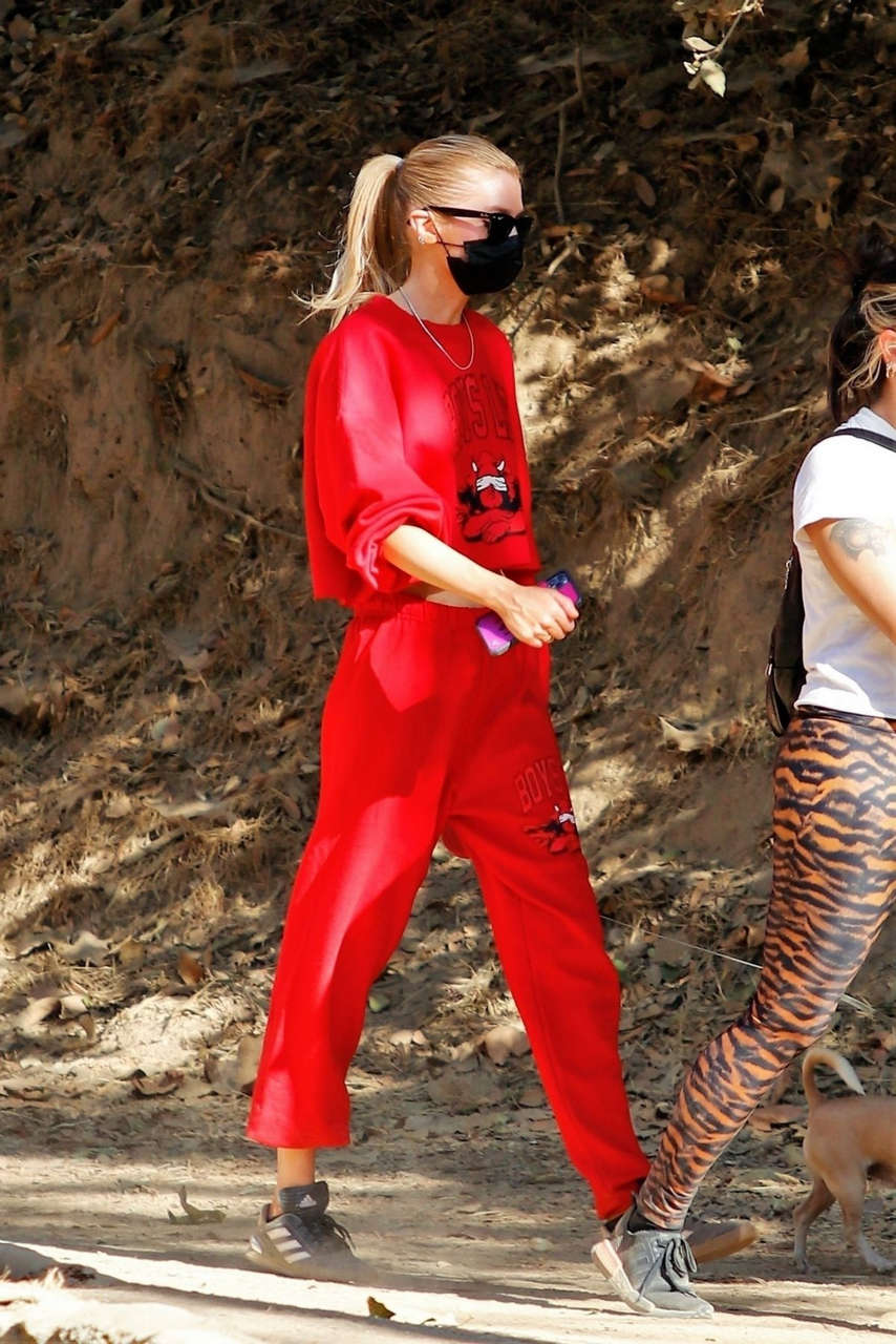 Stella Maxwell Out Hiking Griffith Park Los Angeles