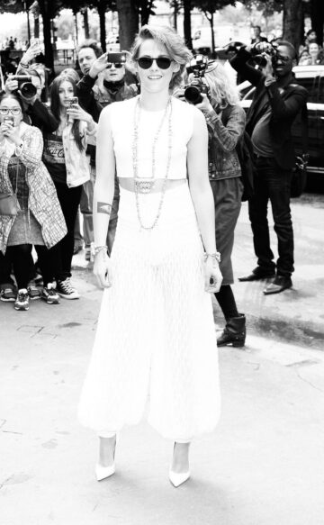 Stewsource Kristen Stewart At The Chanel Show