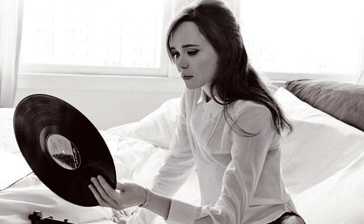 Sylviagetyourheadouttheoven Ellen Page The (4 photos)