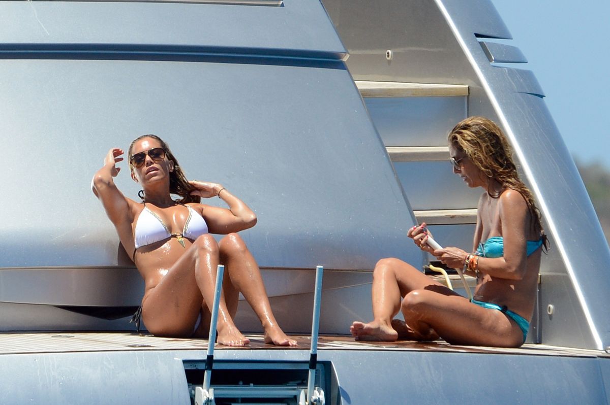Sylvie Van Der Vaart Bikini Yacht Formentera