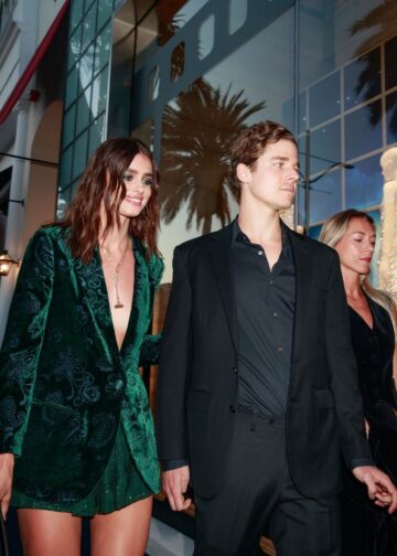 Taylor Hill Arrives Giorgio Armani Pre Oscars Event Beverly Hills