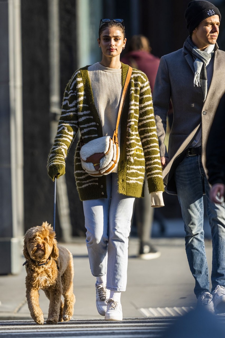 Taylor Hill Out With Her Dog New York