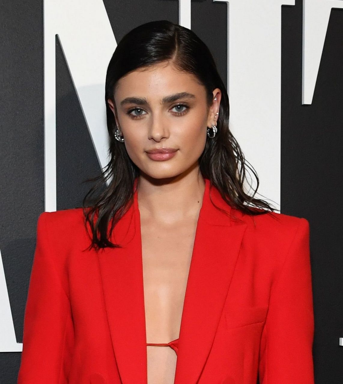 Taylor Hill Vanity Fair And Lancome Celebrate Future Of Hollywood Los Angeles