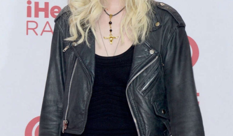 Taylor Momsen 2014 Iheart Radio Music Festival Las Vegas (17 photos)