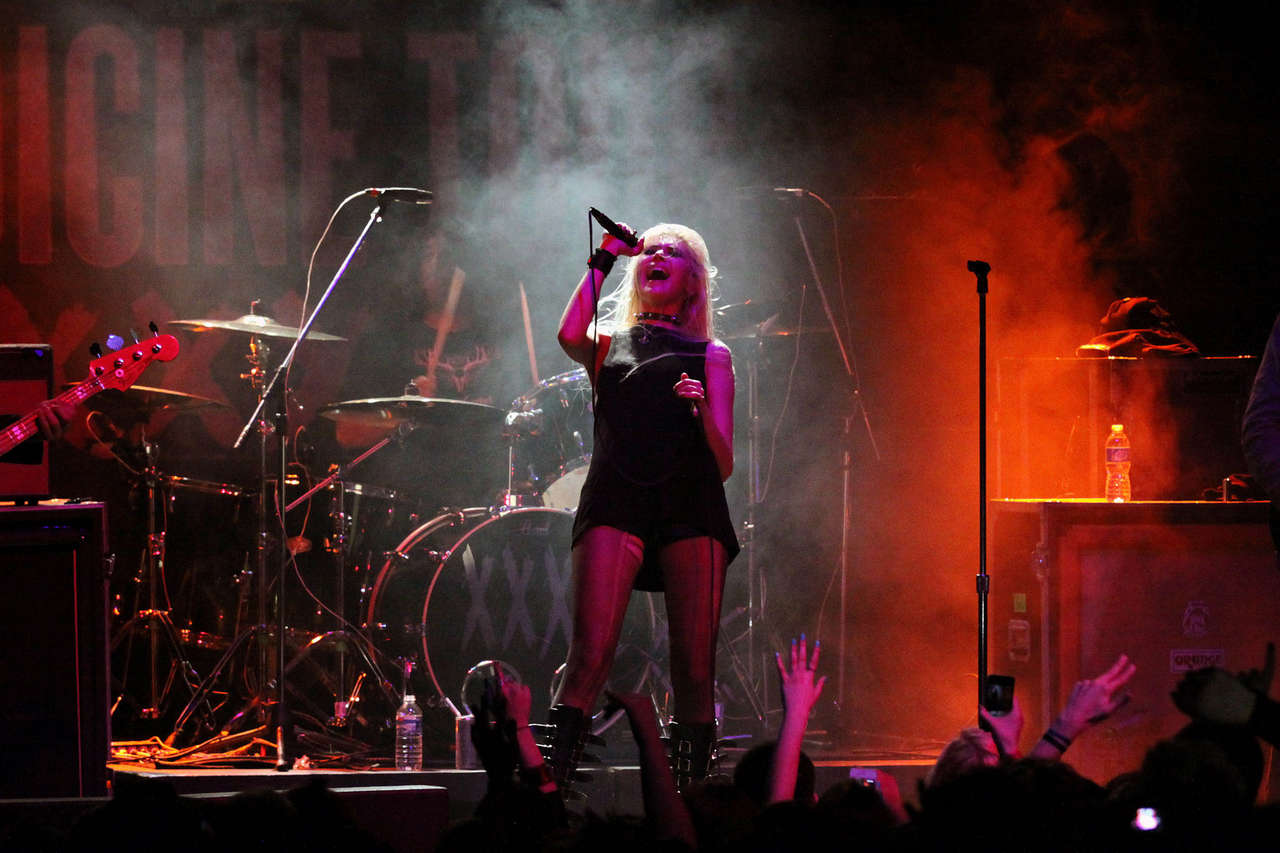 Taylor Momsen Performs Concert Vancouver