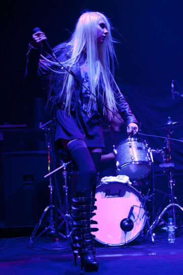 Taylor Momsen Performs Hammersmith Apollo London