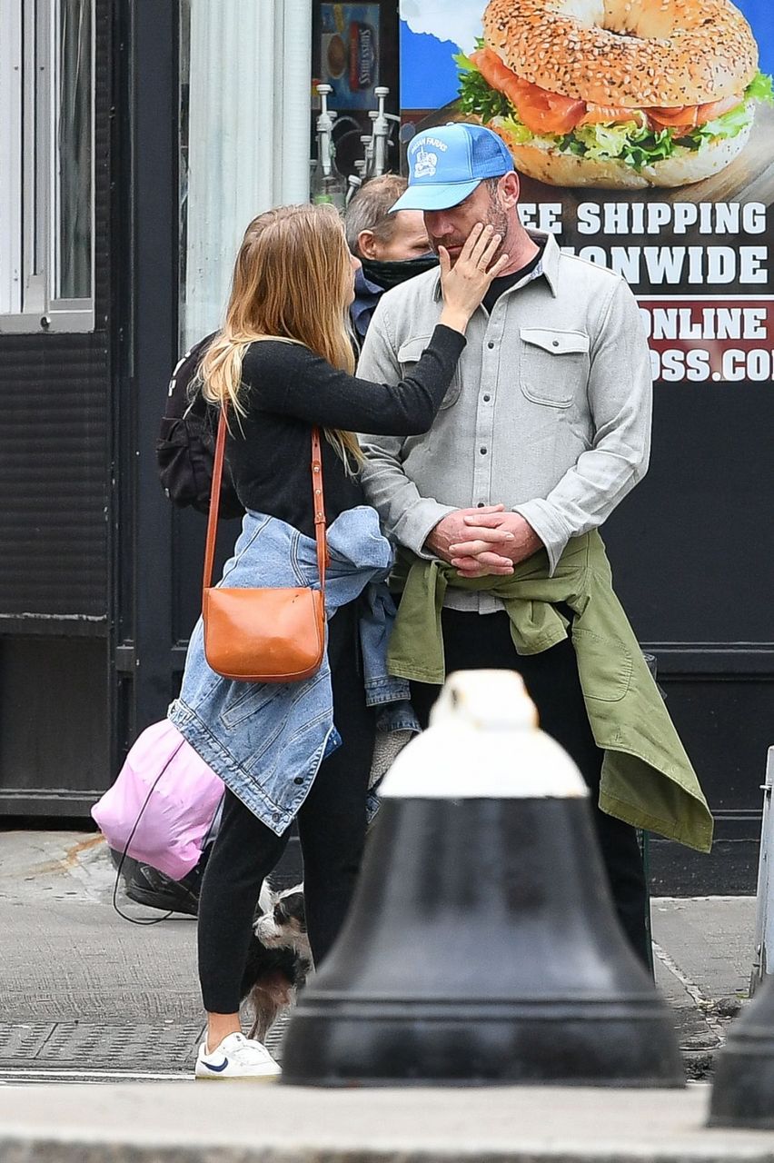 Taylor Neisen And Liev Schreiber Out With Their Dog New York