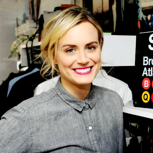 Taylor Schilling Joined At Gaps Dressnormal