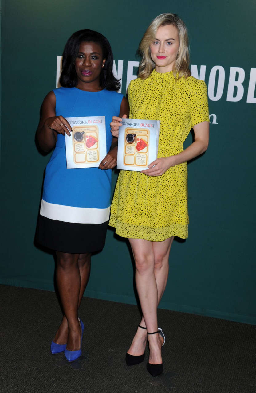 Taylor Schilling Orange Is Tne New Black Presents Cookbook Event New York