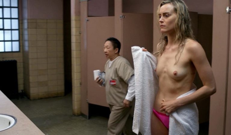 Taylor Schilling Topless (2 photos)