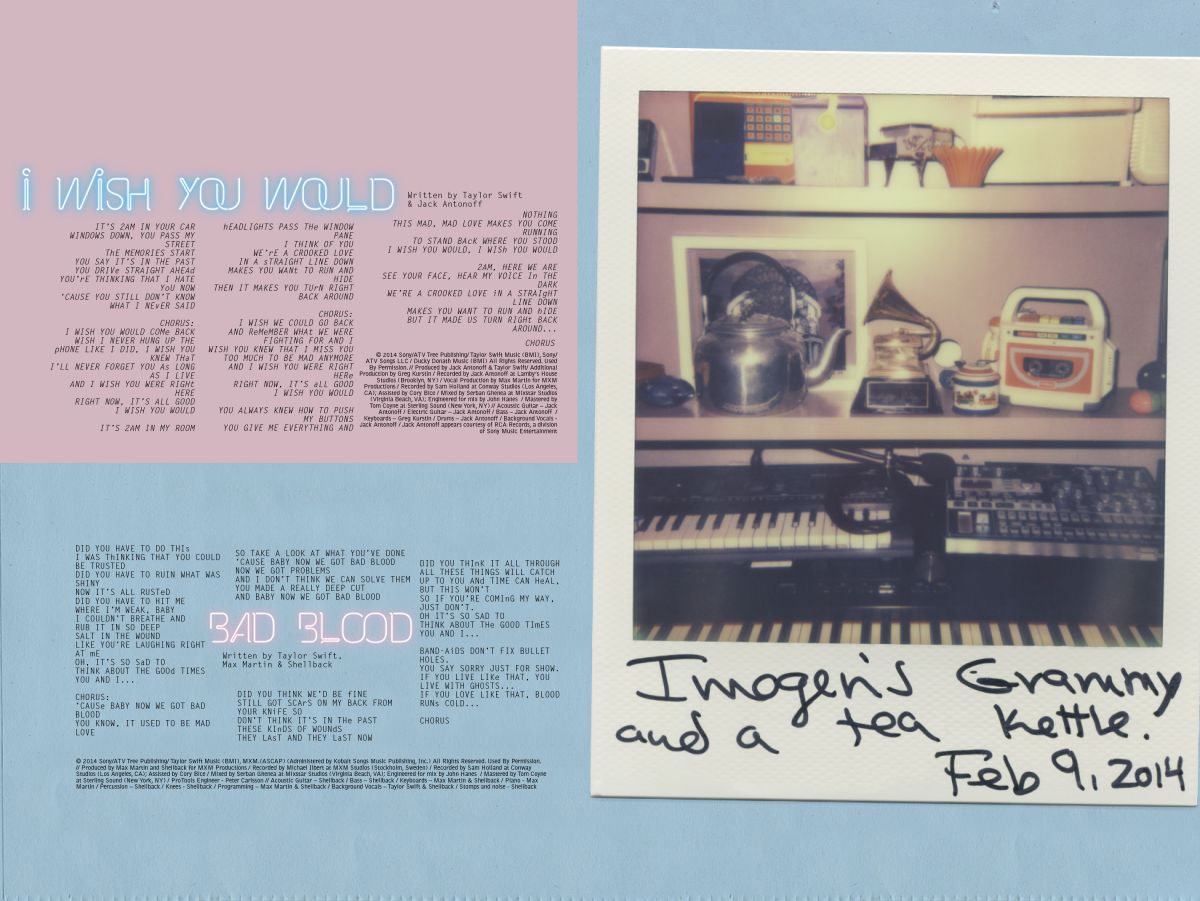 Taylor Swift 1989 Album Booklet