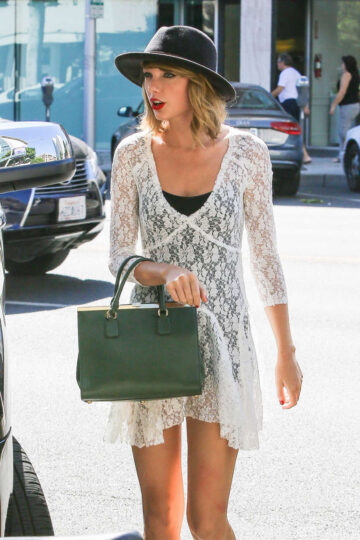 Taylor Swift Arrives Honor Bar Beverly Hills