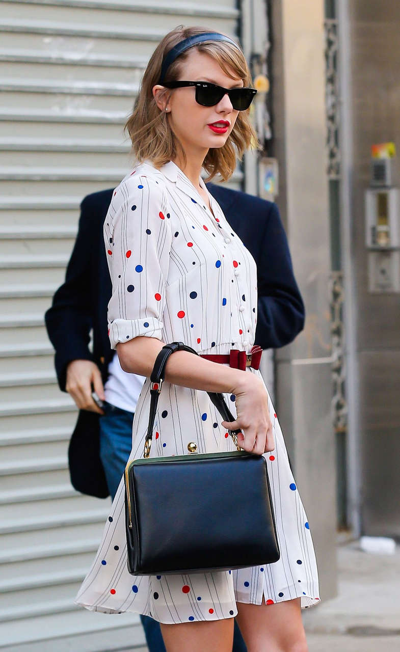 Taylor Swift Leaves Gym New York
