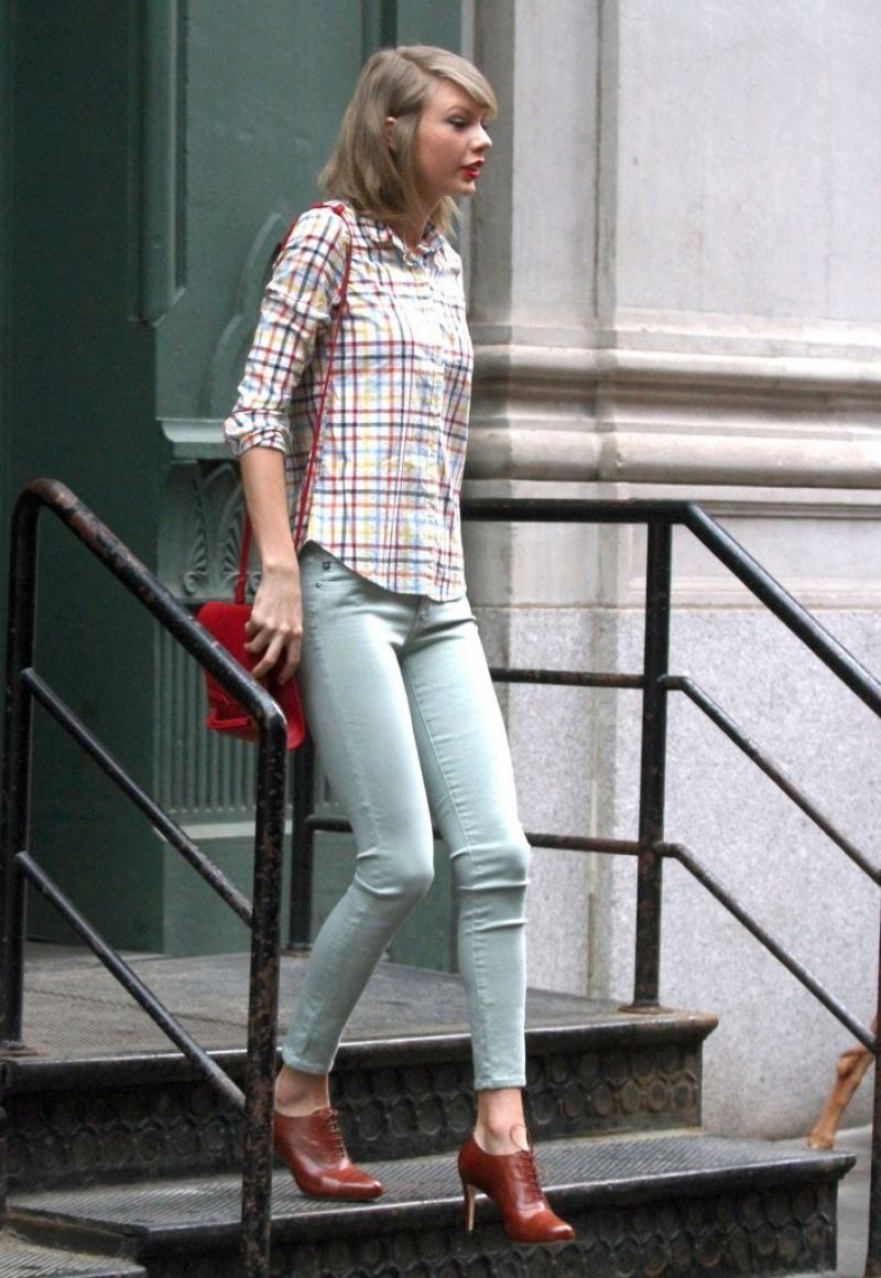 Taylor Swift Out New York