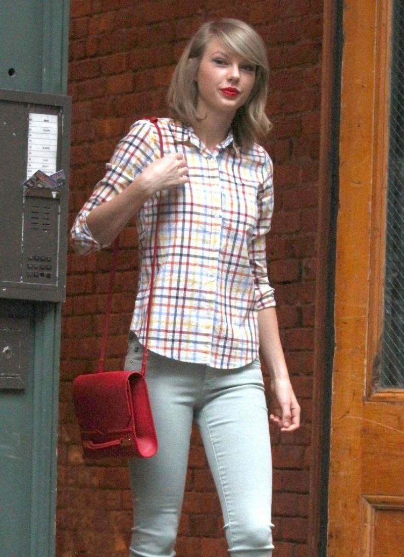 Taylor Swift Out New York