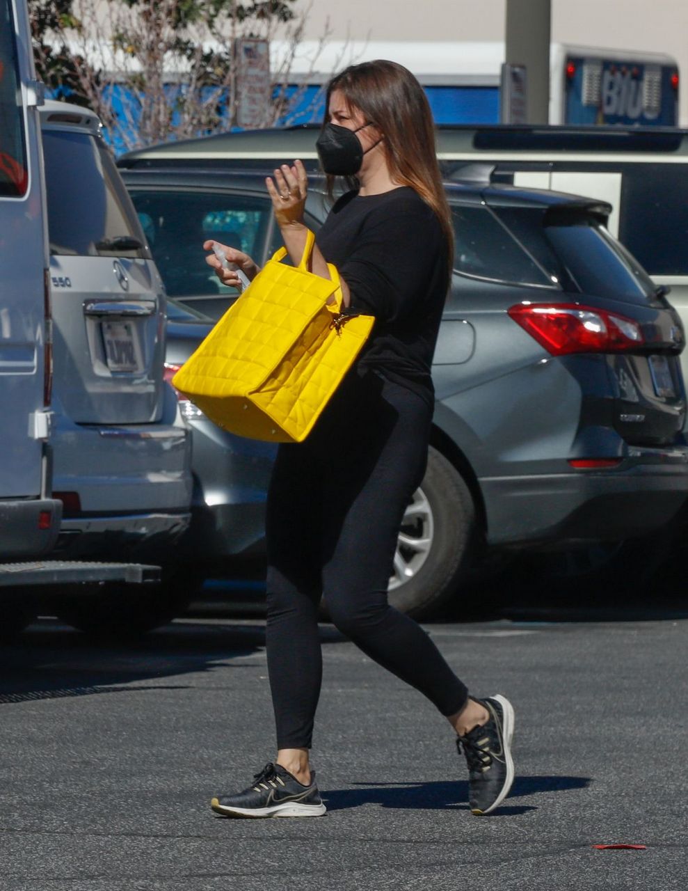 Tiffani Thiessen Shopping Lowe S Los Angeles