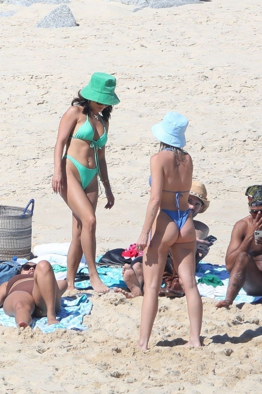 Vanessa Hudgens And Gg Magree Bikinis Beach Cabo San Lucas