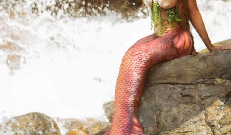 Vanessa Hudgens Angelina Venturella Photoshoot Project Mermaids (2 photos)