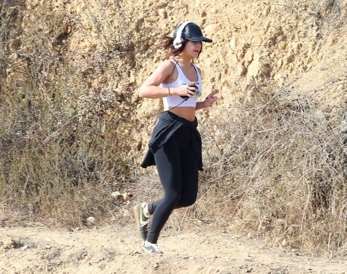 Vanessa Hudgens Hiking Runyon Canyon Los Angeles