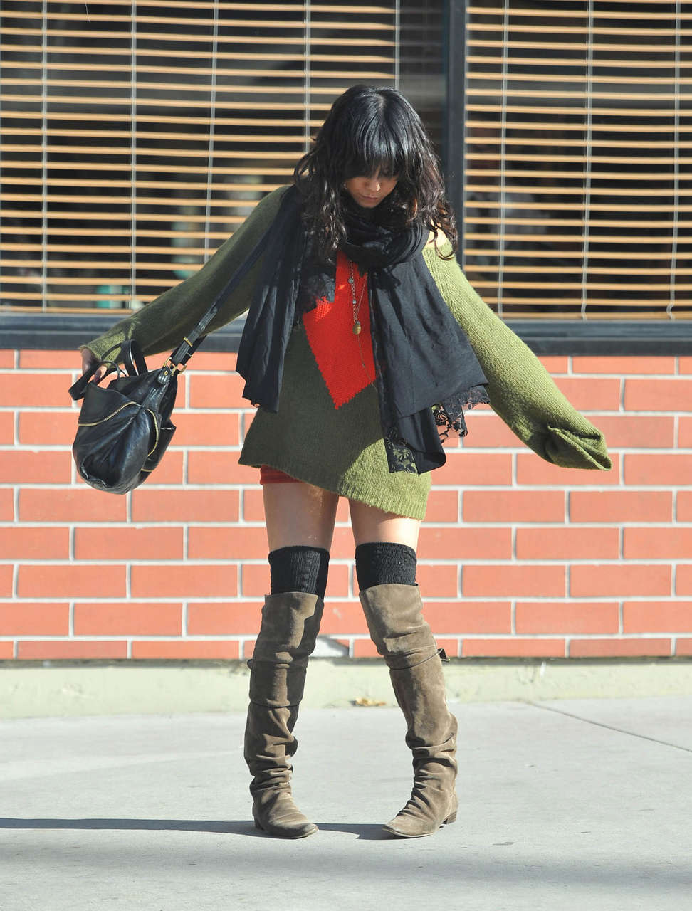 Vanessa Hudgens Is Leggings Shopping Los Angeles