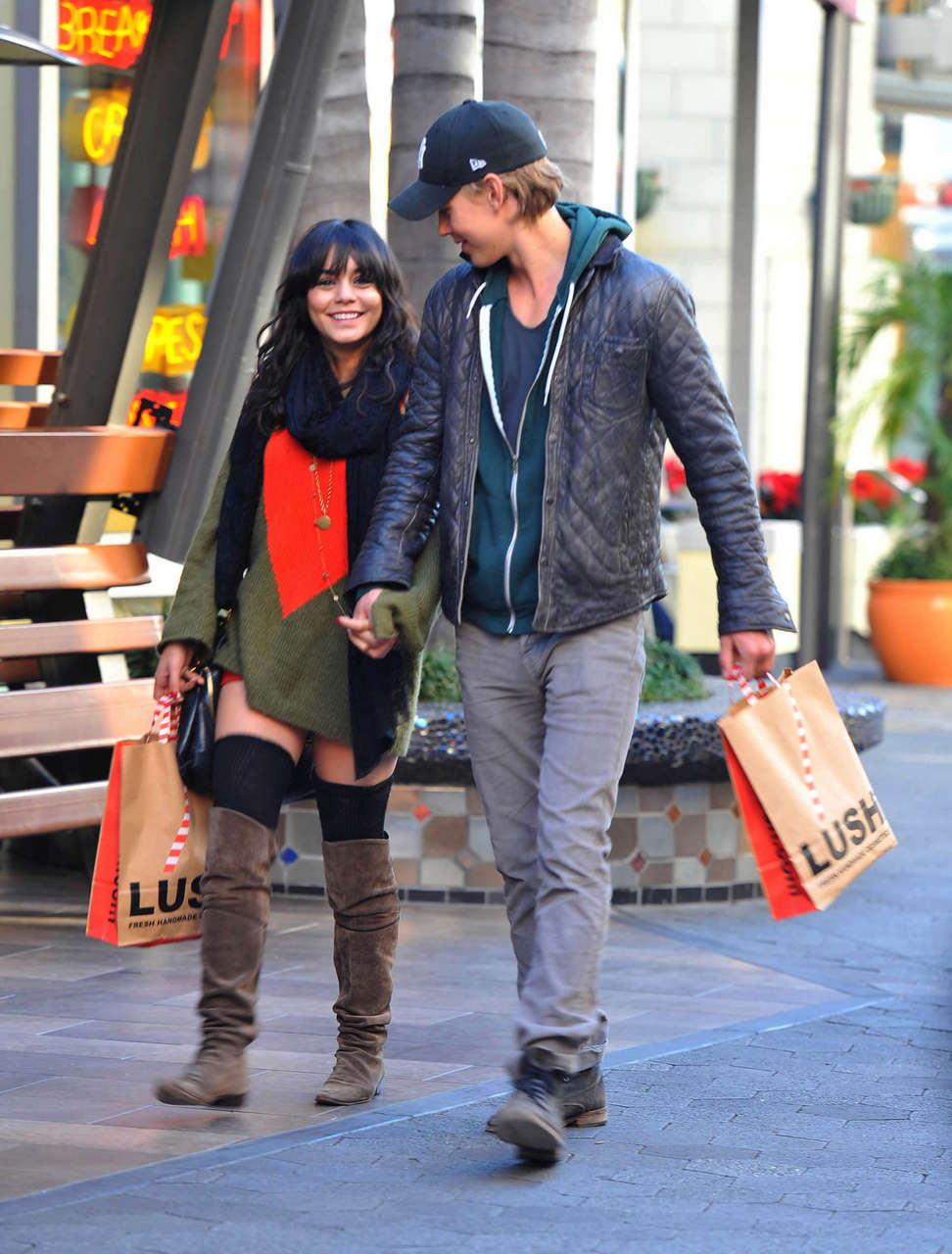 Vanessa Hudgens Is Leggings Shopping Los Angeles