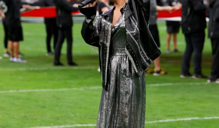 Vanessa Hudgens Sings Anthem Allegiant Stadium (6 photos)