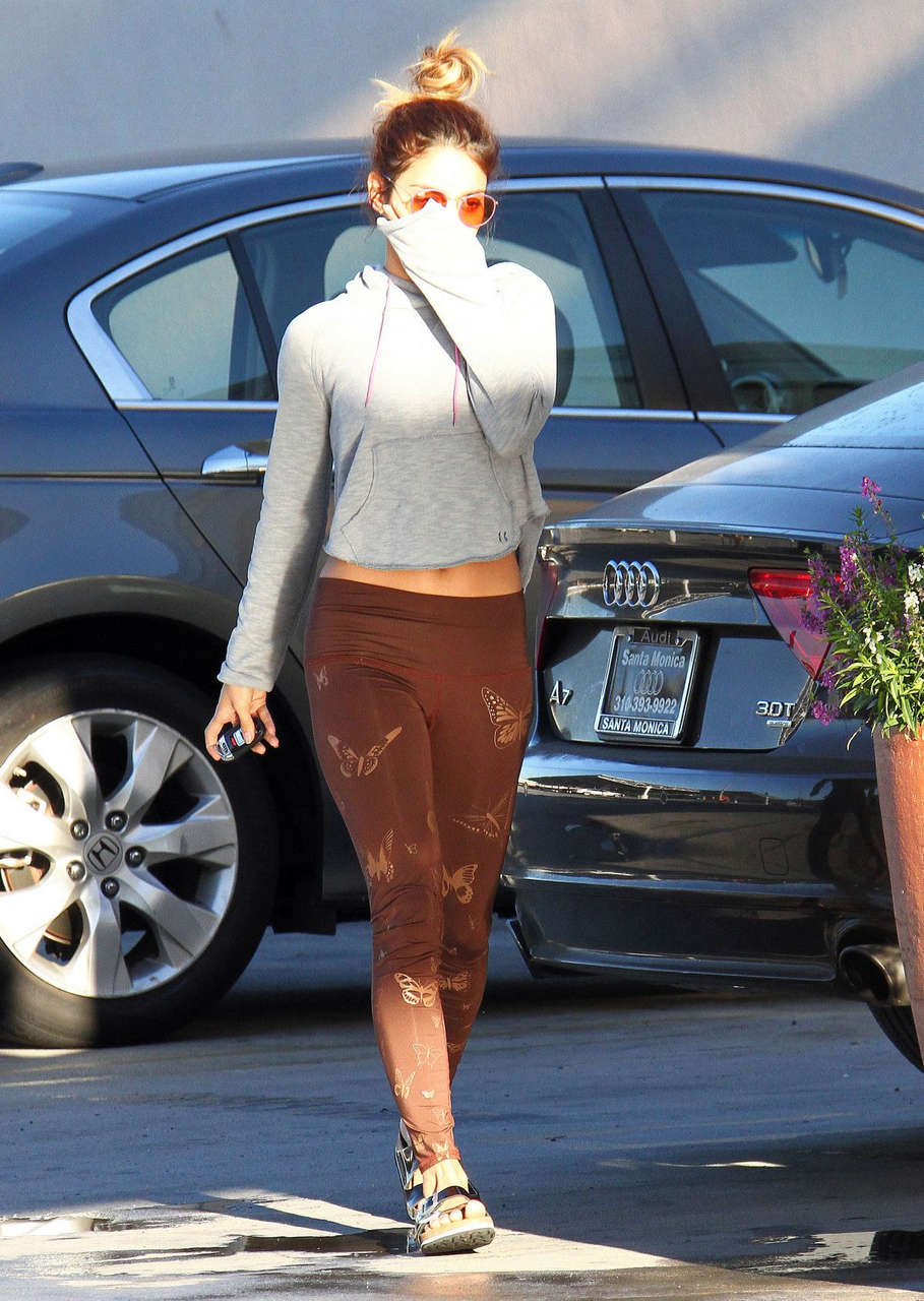 Vanessa Hudgens Tights Out About Los Angeles