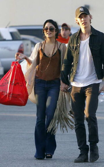 Vanessa Hudgens With His Boyfriend Venice