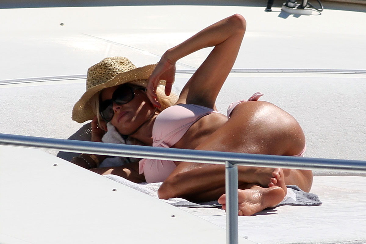 Victoria Silvstedt Bikini Sunbathing Yacht Saint Tropez