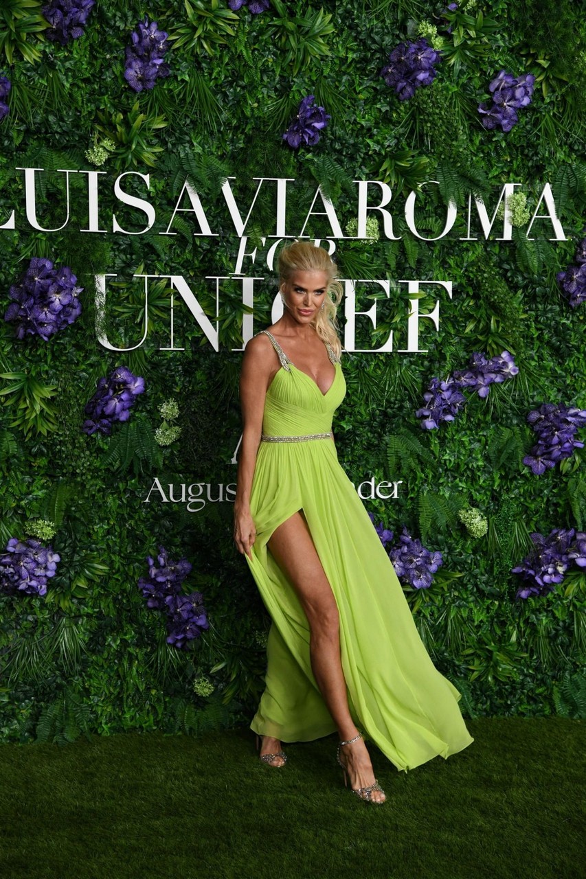 Victoria Silvstedt Luisaviaroma For Unicef Party St Barths