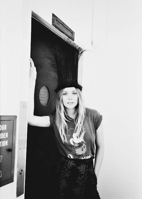 Wearyvoices Elizabeth Olsen Photographed By Cass