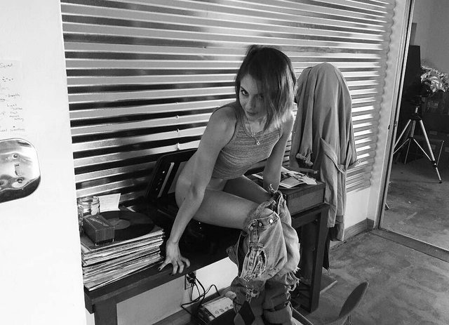 Willa Holland Photocopying Her Butt