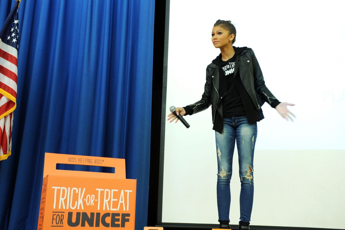 Zendaya Coleman Trick Or Treat For Unicef