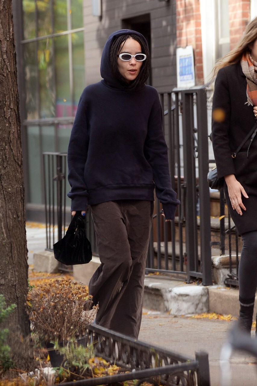 Zoe Kravitz Out For Coffee Near Her Home Brooklyn
