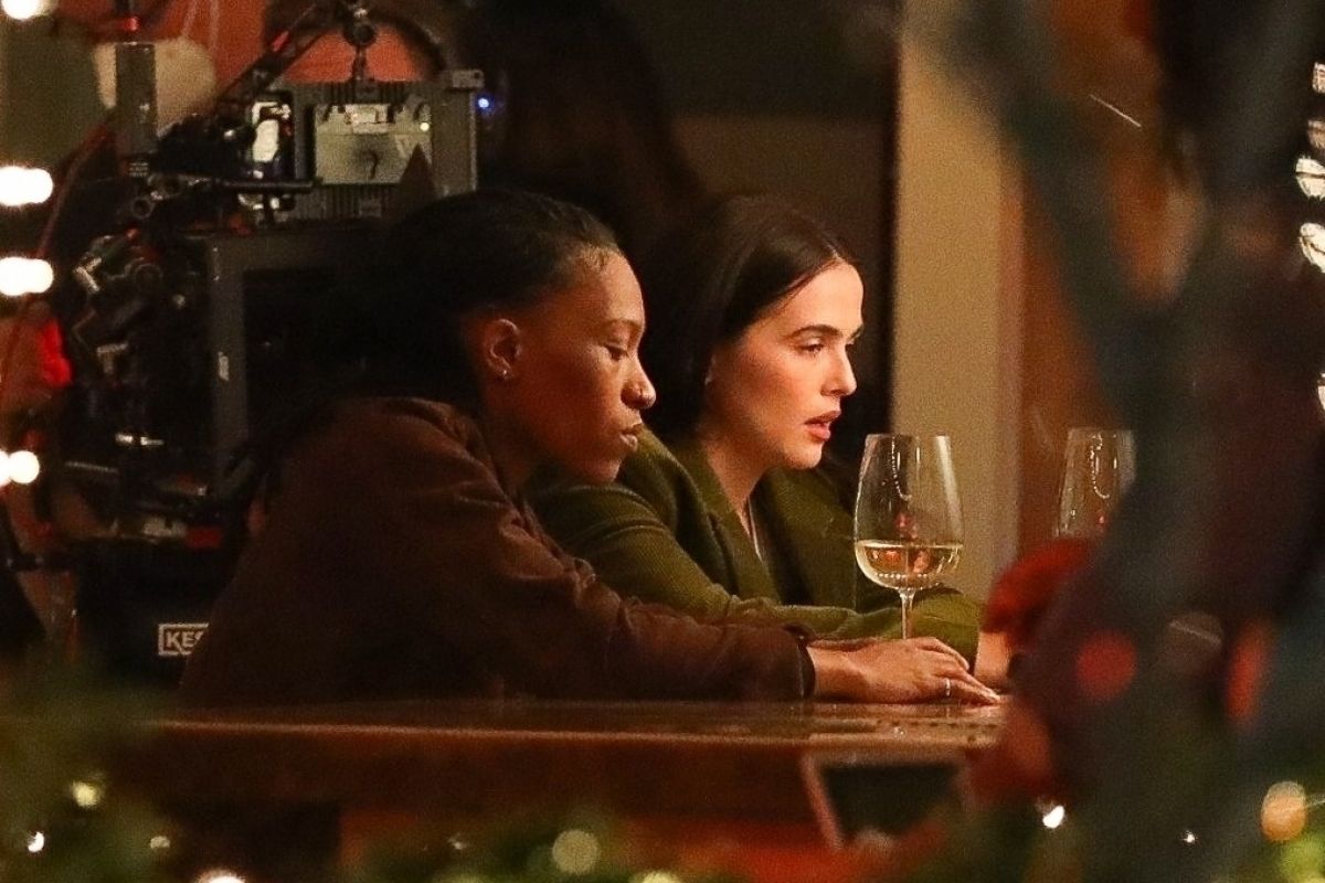 Zoey Deutch And Javicia Leslie On Set Of Something From Tiffany S Los Angeles