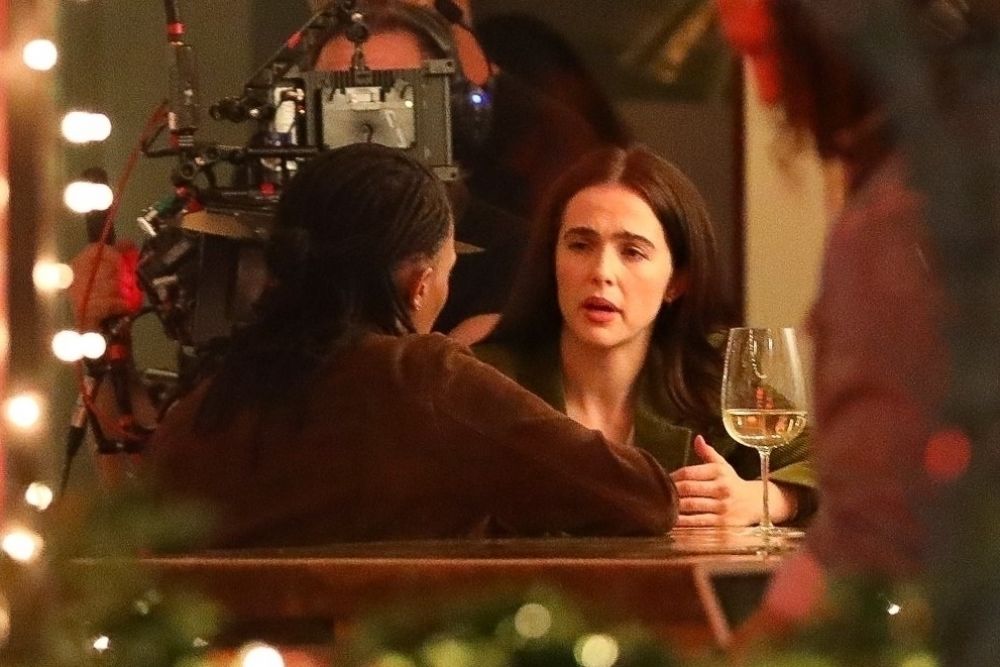 Zoey Deutch And Javicia Leslie On Set Of Something From Tiffany S Los Angeles