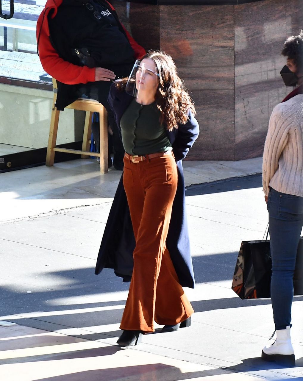 Zoey Deutch On Set Of Untitled Project Los Angeles