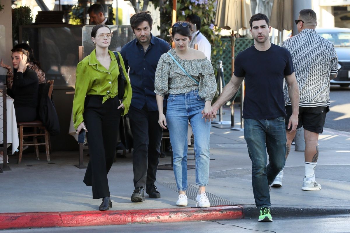 Zoey Deutch Out With Friends Beverly Hills